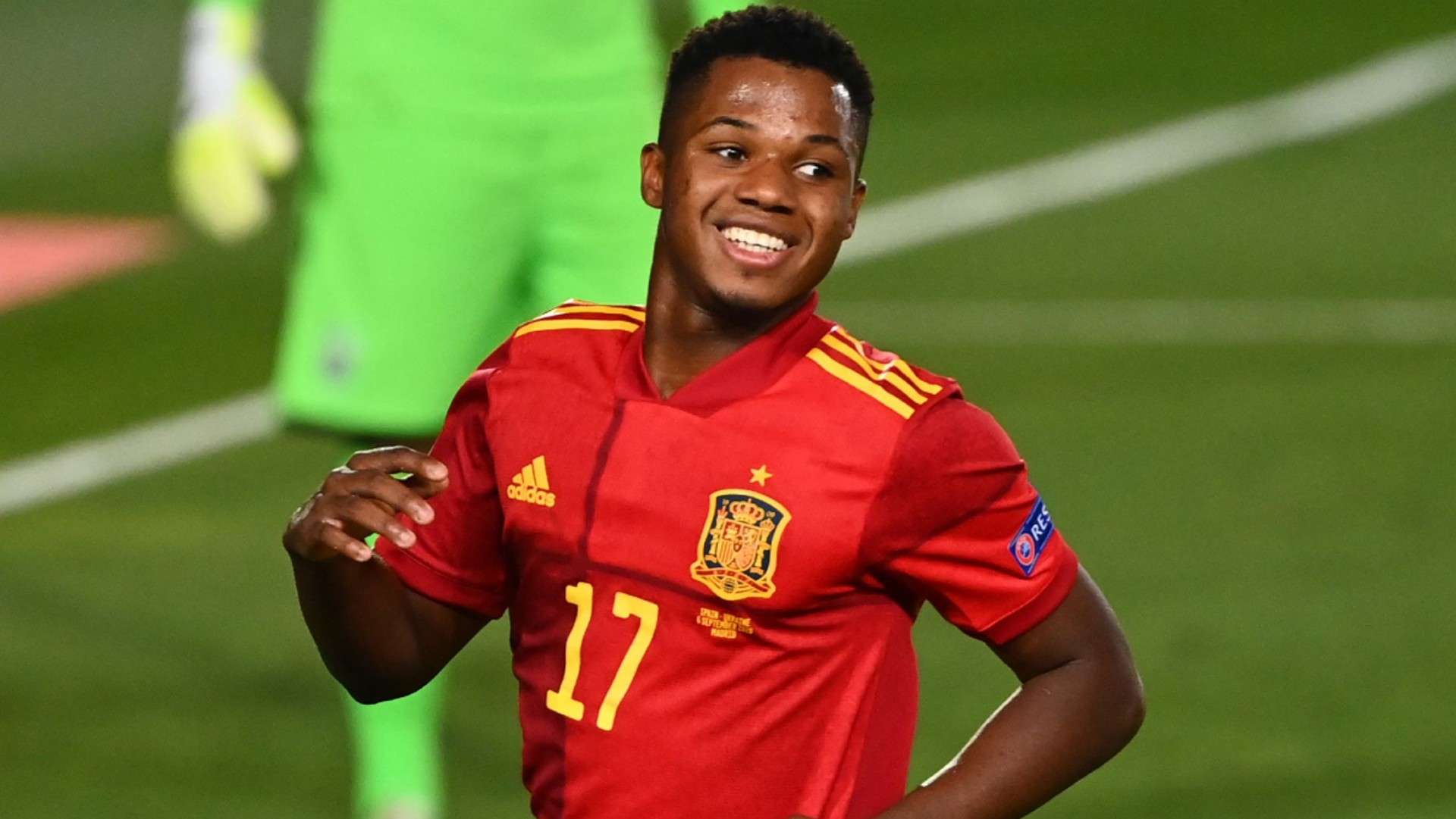 厉的谴责 厉的谴责